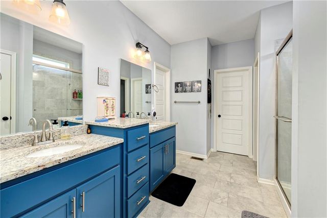 804 Merion Street, Lansing, KS 66043