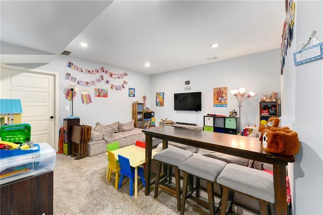 804 Merion Street, Lansing, KS 66043