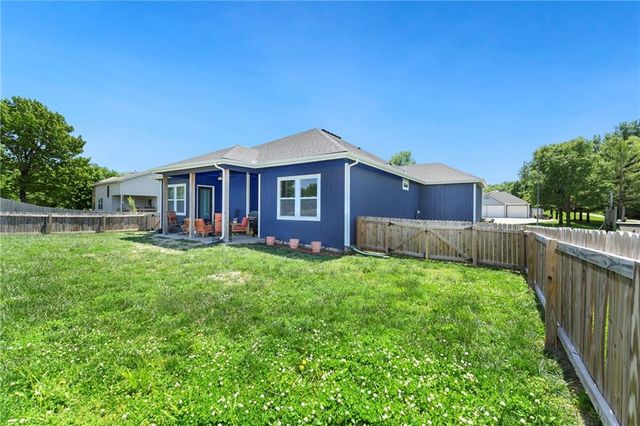 804 Merion Street, Lansing, KS 66043