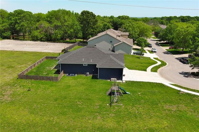804 Merion Street, Lansing, KS 66043