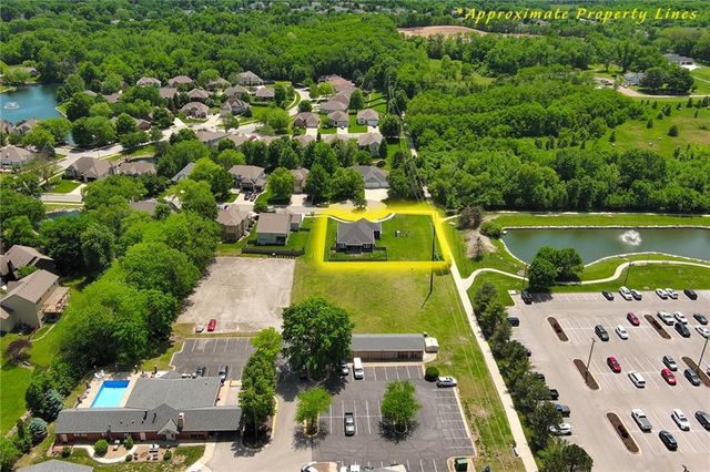 804 Merion Street, Lansing, KS 66043