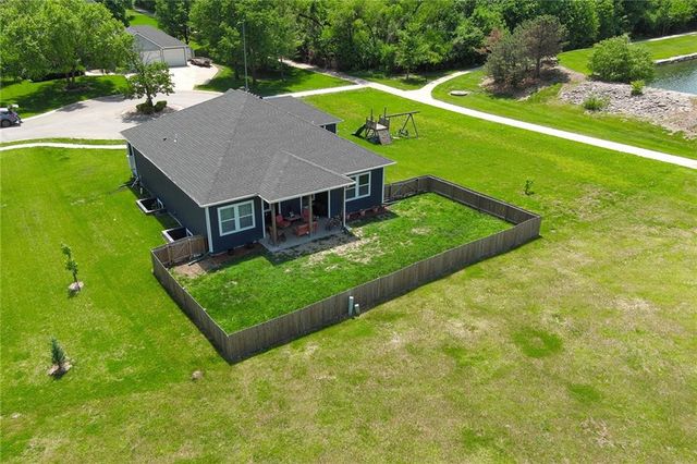 804 Merion Street, Lansing, KS 66043