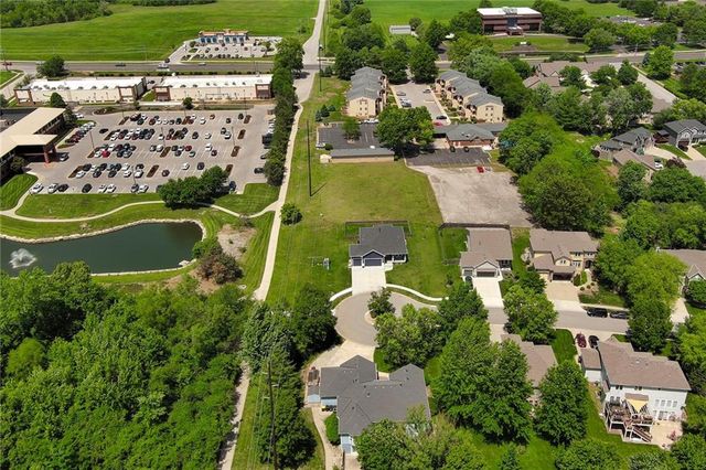 804 Merion Street, Lansing, KS 66043
