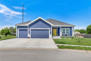 804 Merion Street, Lansing, KS 66043
