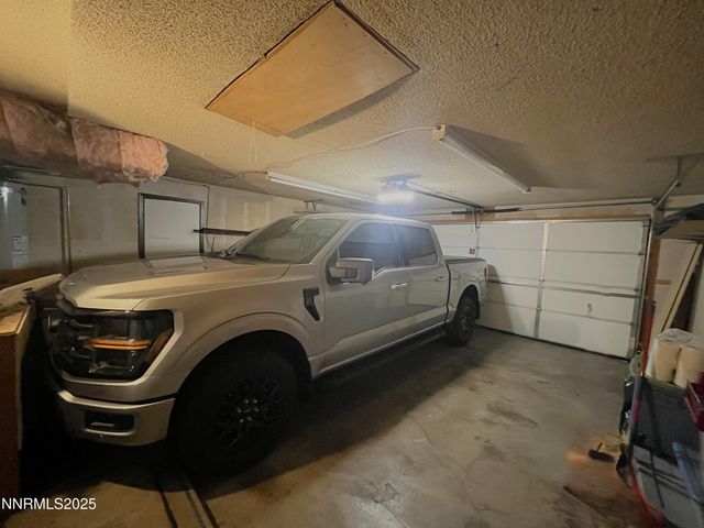 1025 Tyler Way, Sparks, NV 89431