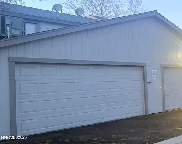 1025 Tyler Way, Sparks, NV 89431