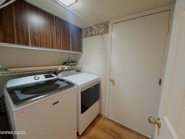 1025 Tyler Way, Sparks, NV 89431