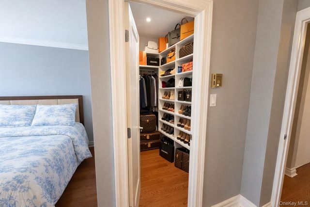 1815 215th Street 16J, Bayside, NY 11360