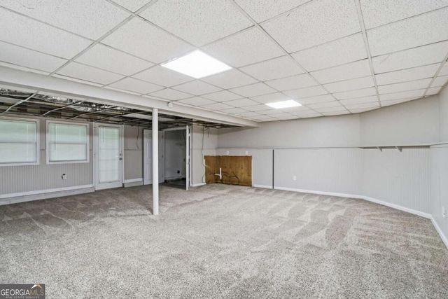 5756 Lake Court NW, Kennesaw, GA 30152