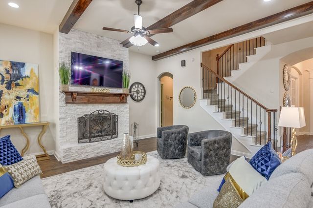 504 Savannah Drive, Ovilla, TX 75154