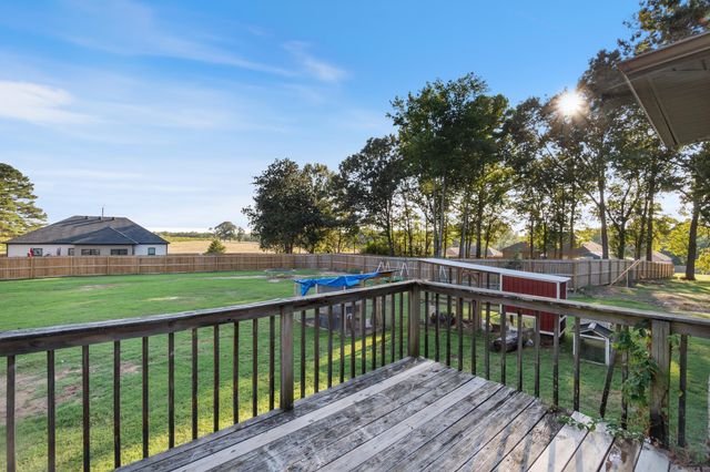 141 Fuscata Loop, Lonoke, AR 72086
