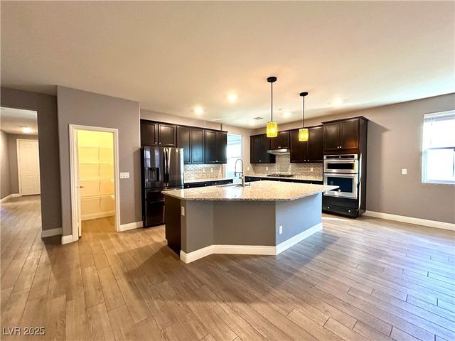 2927 Ventana Ridge Avenue, Henderson, NV 89044