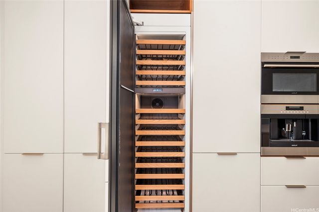 1388 Ala Moana Boulevard 5301, Honolulu, HI 96814