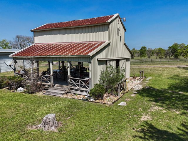 17260 Highway 6, Navasota, TX 77868