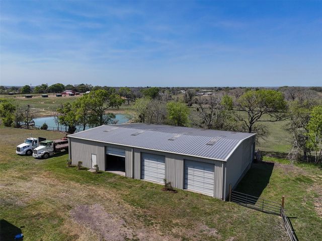 17260 Highway 6, Navasota, TX 77868