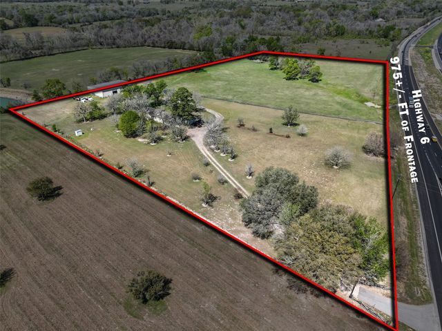 17260 Highway 6, Navasota, TX 77868