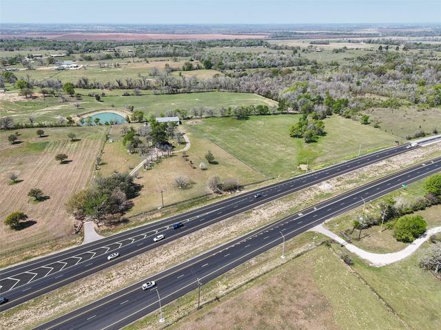 17260 Highway 6, Navasota, TX 77868