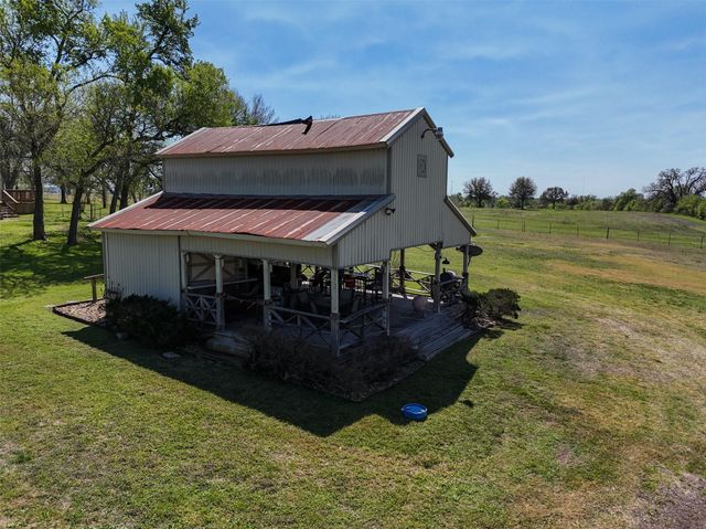 17260 Highway 6, Navasota, TX 77868