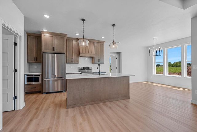 3242 WILLOW ROAD, Green Bay, WI 54311