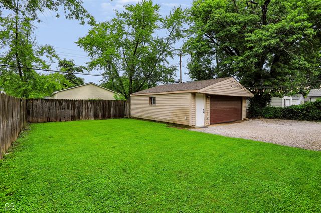 7332 Twin Beech Drive, Indianapolis, IN 46226