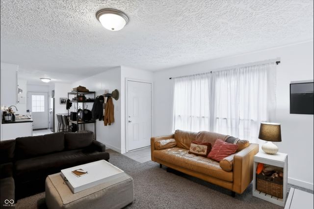 7332 Twin Beech Drive, Indianapolis, IN 46226