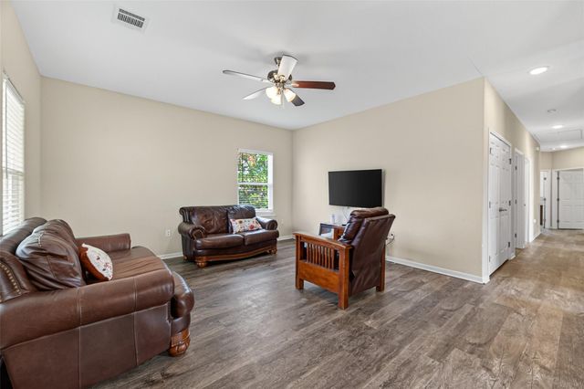 1009 Niagara Street, Houston, TX 77051