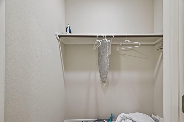 1009 Niagara Street, Houston, TX 77051