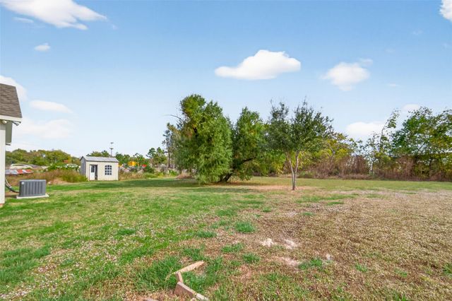 1009 Niagara Street, Houston, TX 77051