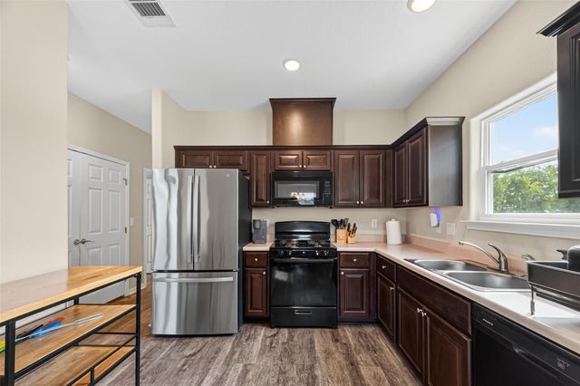 1009 Niagara Street, Houston, TX 77051