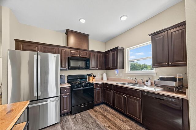 1009 Niagara Street, Houston, TX 77051