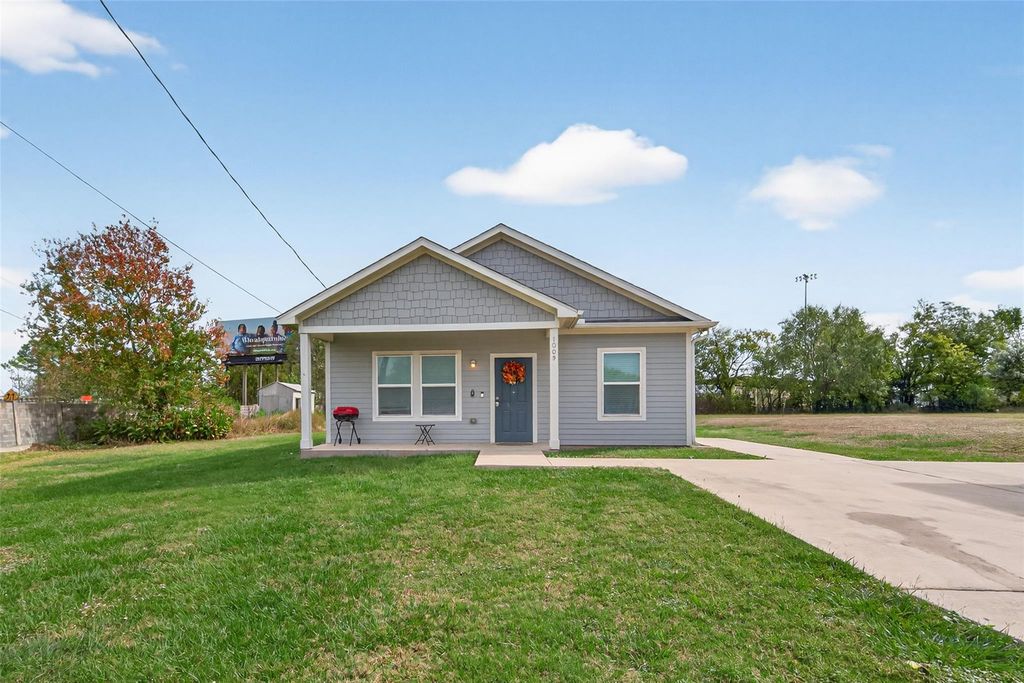 1009 Niagara Street, Houston, TX 77051