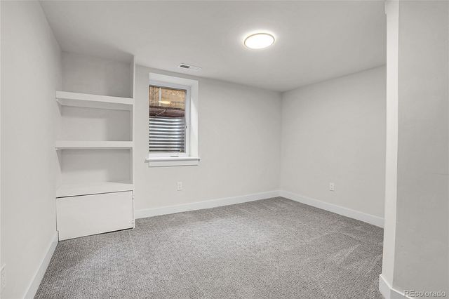 2827 Bellaire Street, Denver, CO 80207