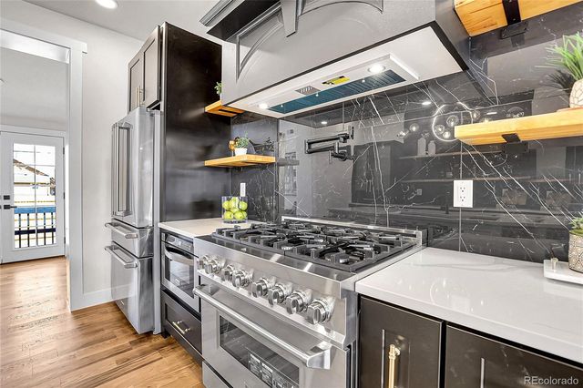 2827 Bellaire Street, Denver, CO 80207