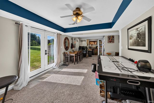 28887 County Road 22, Elkhart, IN 46517