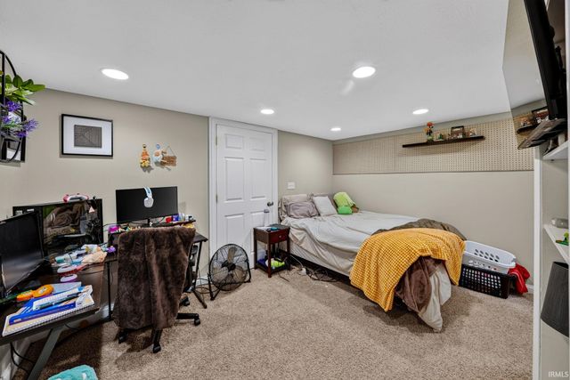 28887 County Road 22, Elkhart, IN 46517