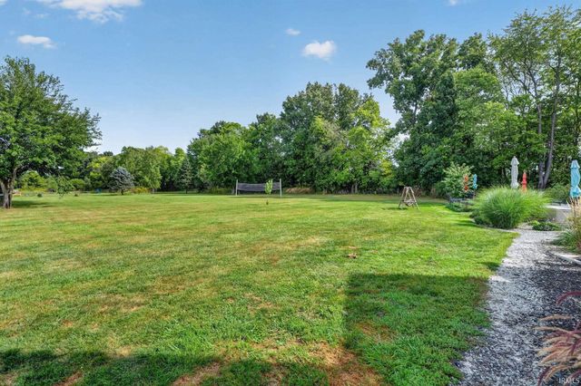 28887 County Road 22, Elkhart, IN 46517