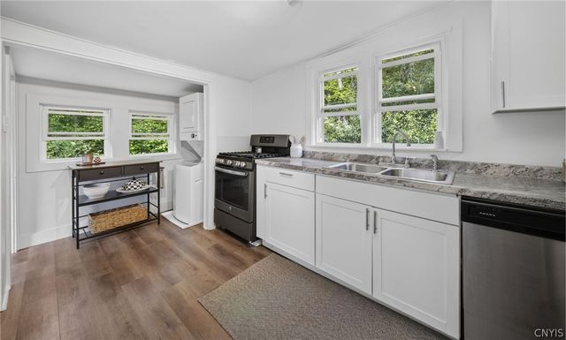 3859 State Street Road, Skaneateles, NY 13152