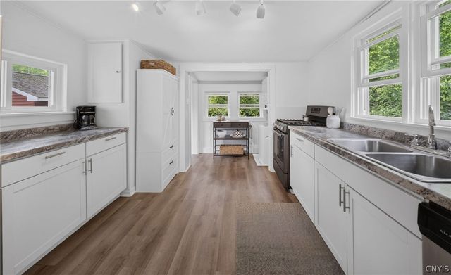 3859 State Street Road, Skaneateles, NY 13152