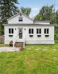 3859 State Street Road, Skaneateles, NY 13152