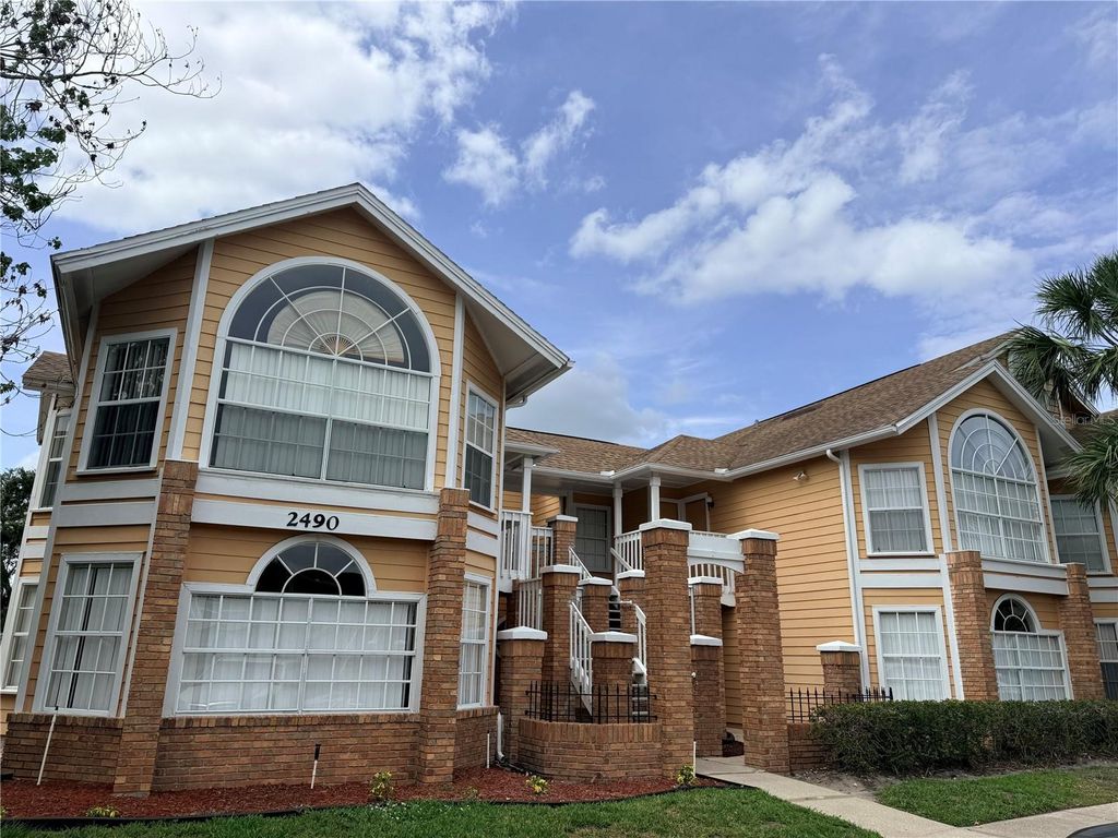 2490 SWEETWATER CLUB CIRCLE 67, Kissimmee, FL 34746
