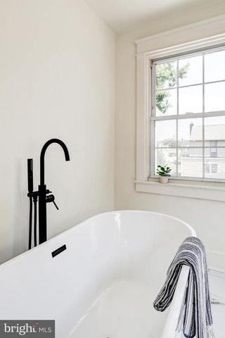 225 LYNBROOKE RD, Springfield, PA 19064