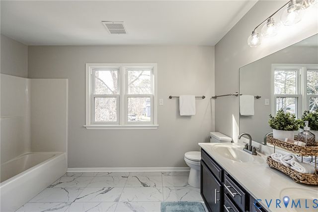 7511 Northford Ln, Chesterfield, VA 23832