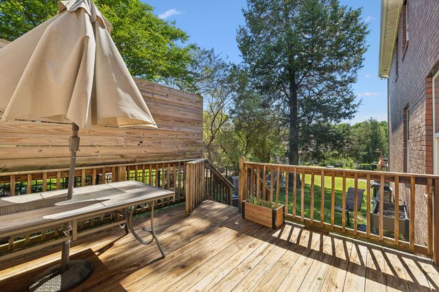 1012 Tulip Blossom Dr, Hermitage, TN 37076