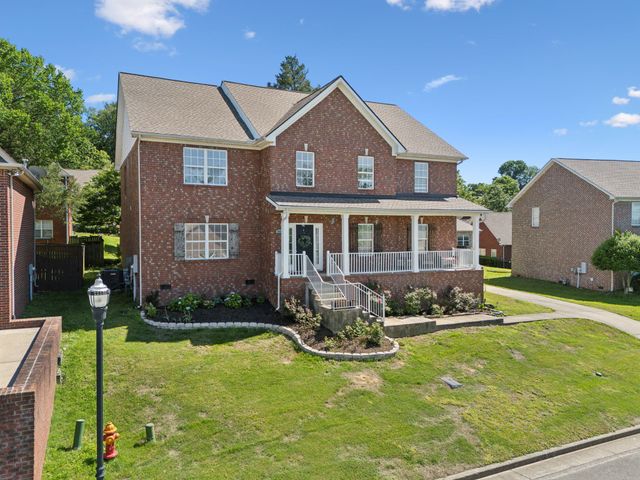 1012 Tulip Blossom Dr, Hermitage, TN 37076