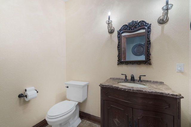 W289S4684 Rockwood TRAIL, Waukesha, WI 53189