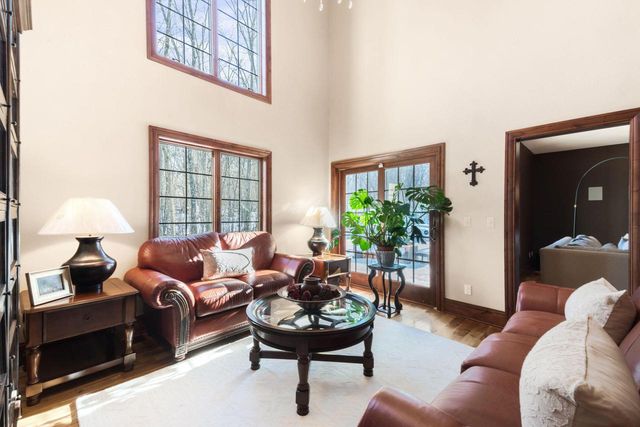 W289S4684 Rockwood TRAIL, Waukesha, WI 53189