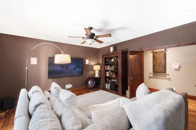 W289S4684 Rockwood TRAIL, Waukesha, WI 53189