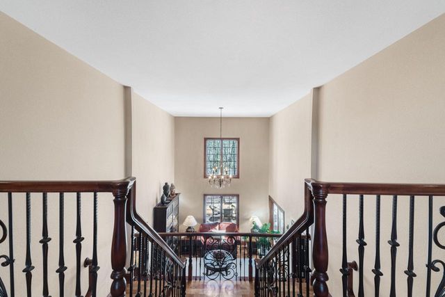 W289S4684 Rockwood TRAIL, Waukesha, WI 53189