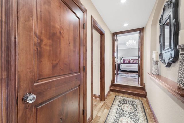 W289S4684 Rockwood TRAIL, Waukesha, WI 53189