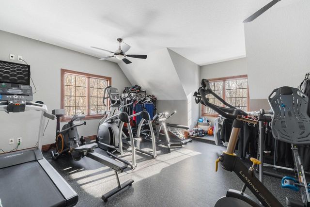 W289S4684 Rockwood TRAIL, Waukesha, WI 53189